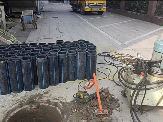 向阳PE置换管厂家 DN315置换管 非开挖管短管置换